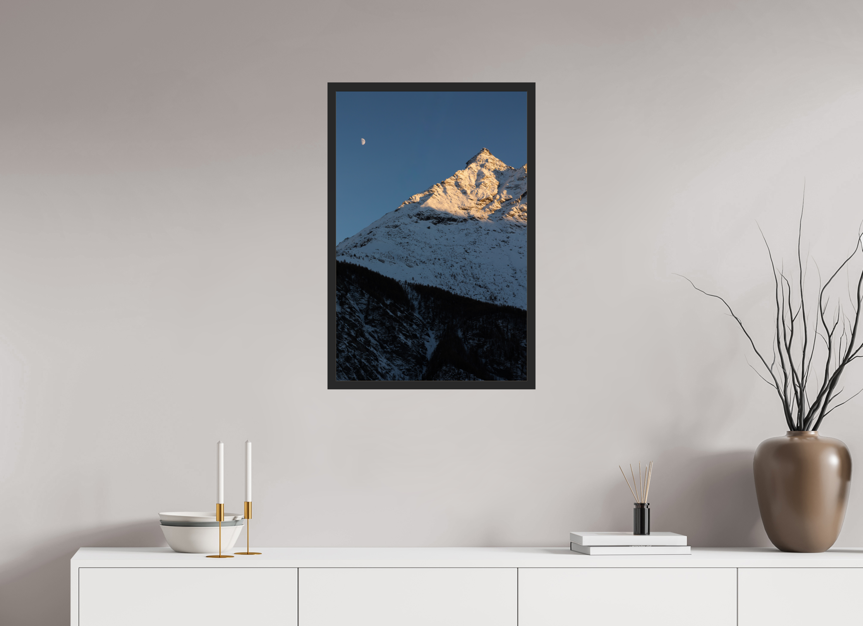 50 x 75 cm, CADRE V2 - DECEMBRE 2025 Dernière lumières sur la petite dent du Veisivi
